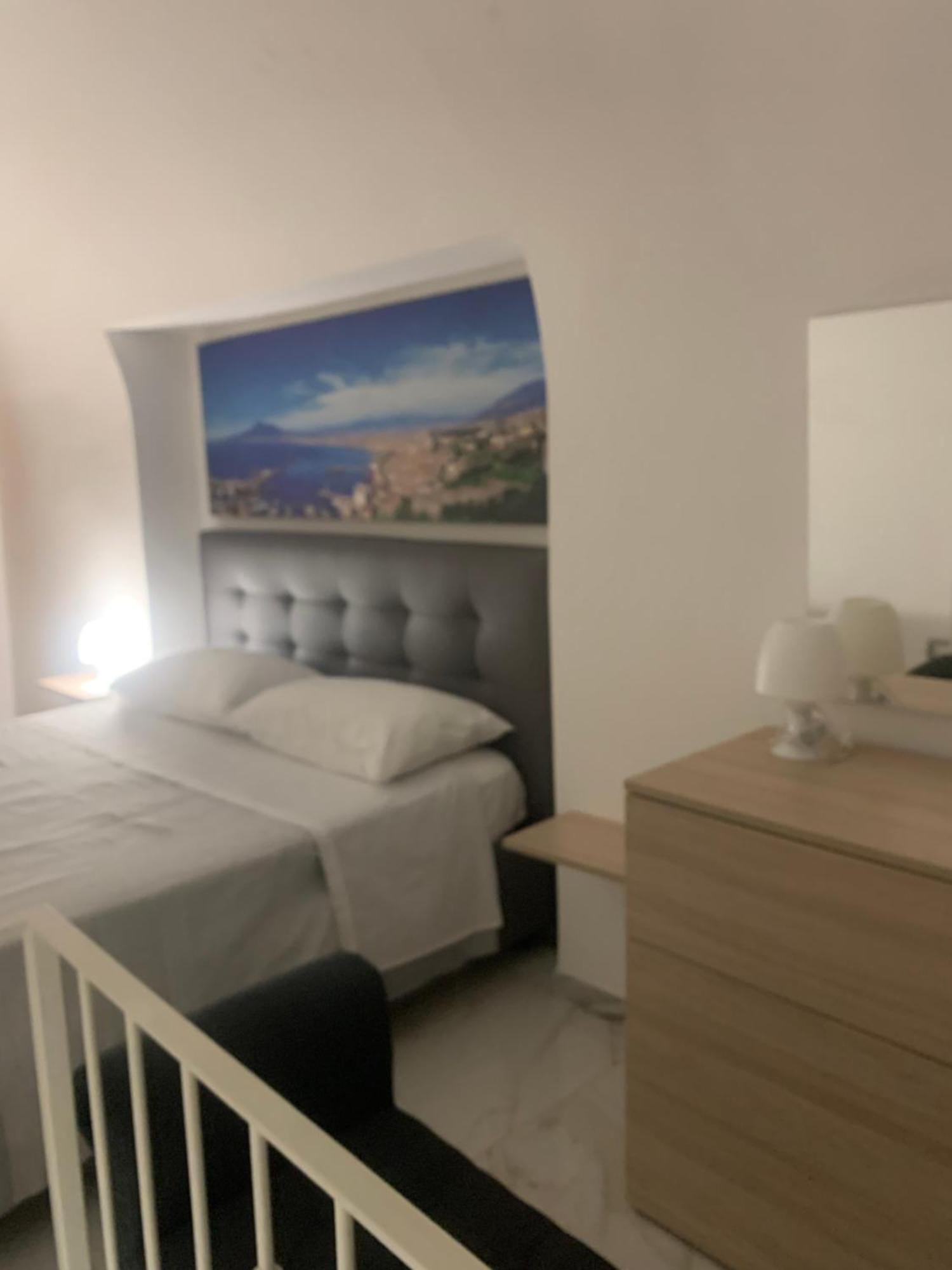 Viky House Chiaja 1 Daire Napoli Dış mekan fotoğraf