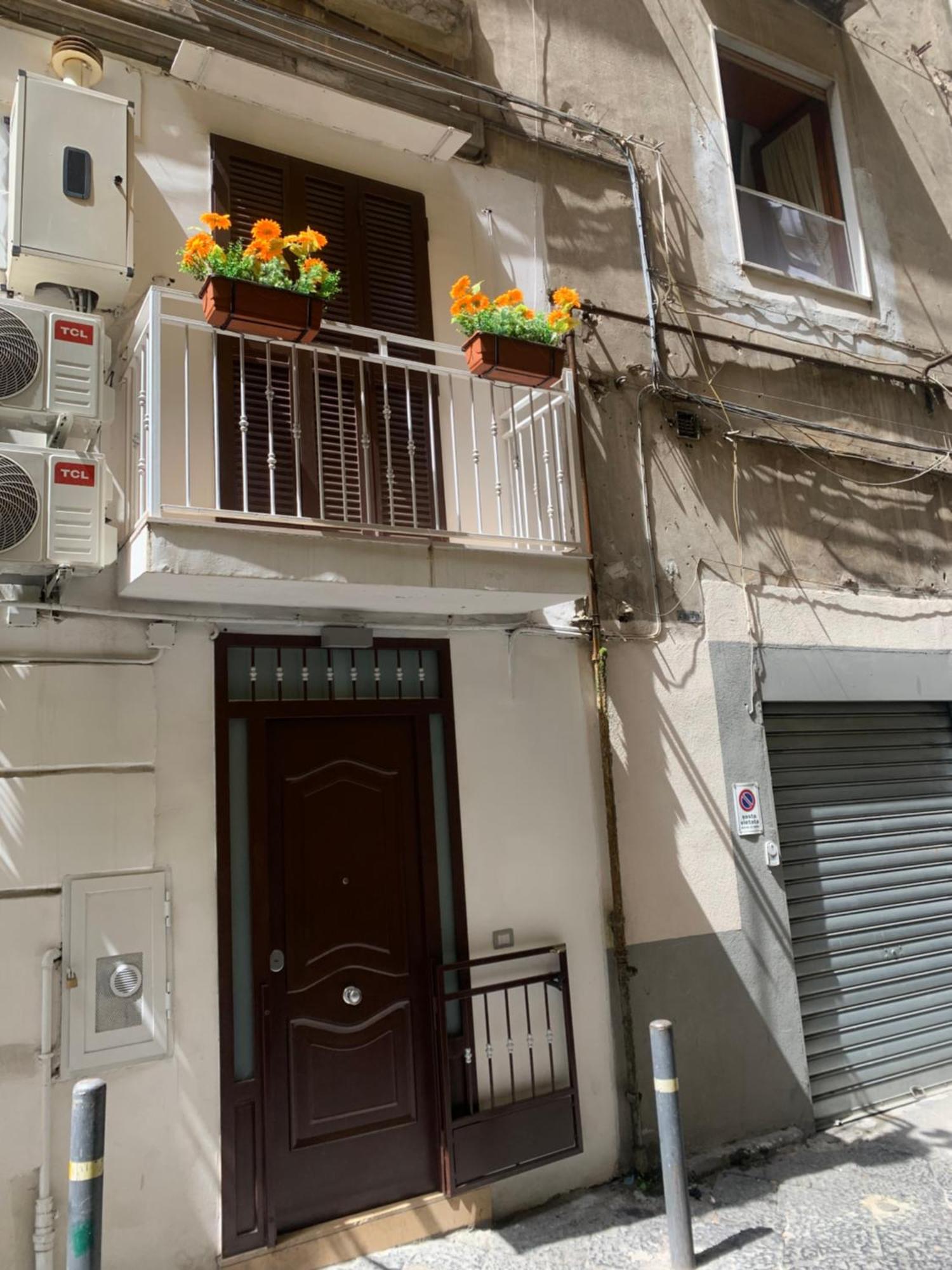 Viky House Chiaja 1 Daire Napoli Dış mekan fotoğraf